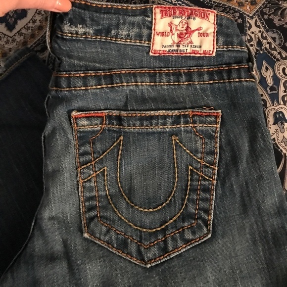 True Religion Johnny Big T Jeans - Picture 4 of 5